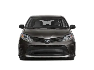 2018 Toyota Sienna SE 8 Passenger