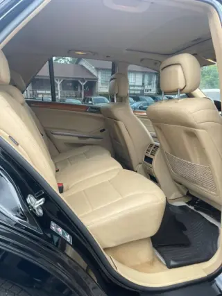 2009 Mercedes-Benz M-Class ML 320 BlueTEC