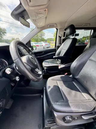 2017 Mercedes-Benz Metris Passenger