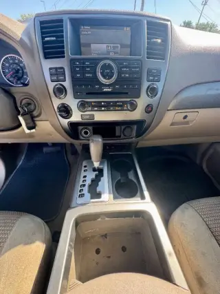 2015 Nissan Armada SV