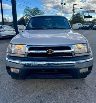 2000 Toyota 4Runner SR5