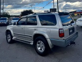 2000 Toyota 4Runner SR5