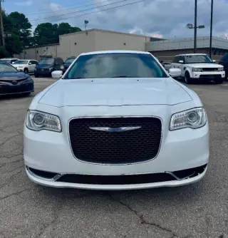 2019 Chrysler 300 Touring