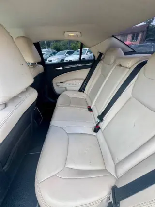 2019 Chrysler 300 Touring