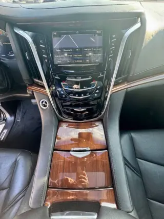 2016 Cadillac Escalade Luxury Collection