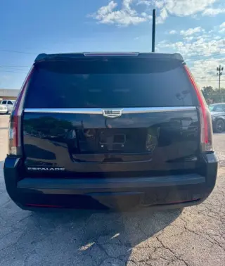 2016 Cadillac Escalade Luxury Collection