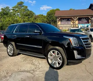 2016 Cadillac Escalade Luxury Collection