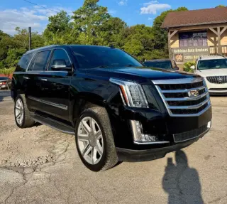 2016 Cadillac Escalade Luxury Collection