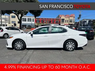2023 Toyota Camry Hybrid LE