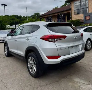2016 Hyundai Tucson SE