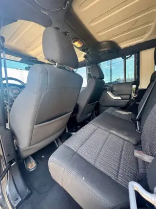 2012 Jeep Wrangler Unlimited Sahara
