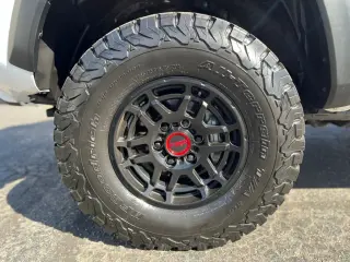 2023 Toyota Tacoma TRD Pro V6