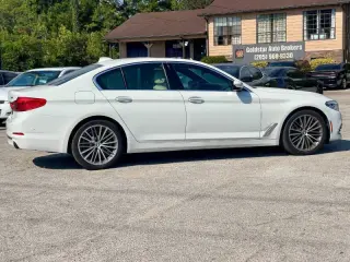 2017 BMW 5 Series 530i