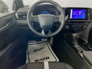 Toyota Camry 2025 SE 4dr Sedan