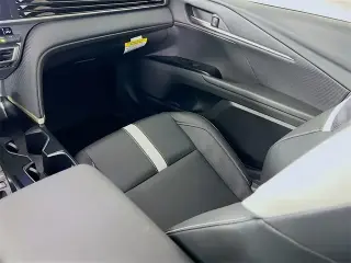 Toyota Camry 2025 SE 4dr Sedan