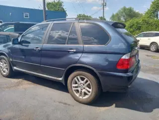 2004 BMW X5 3.0i