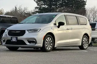Chrysler Pacifica Plug-In Hybrid 2024 Select 4dr Mini-Van