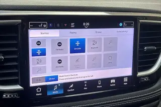 Chrysler Pacifica Plug-In Hybrid 2024 Select 4dr Mini-Van