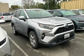 Toyota RAV4 Hybrid 2021 AWD XLE 4dr SUV