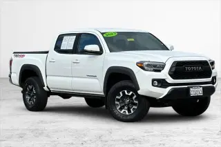 Toyota Tacoma 2023 4x4 TRD Sport 4dr Double Cab 5.0 ft SB 6A