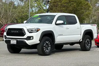 Toyota Tacoma 2023 4x4 TRD Sport 4dr Double Cab 5.0 ft SB 6A