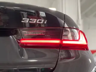 2021 BMW 3 Series 330i