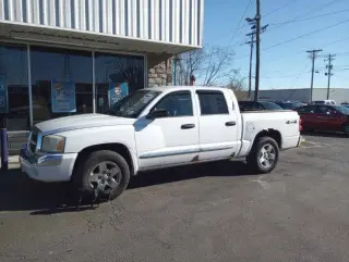 2005 Dodge Dakota Laramie
