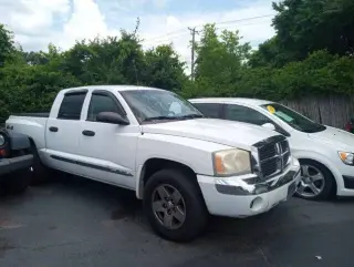 2005 Dodge Dakota Laramie