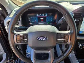 Ford F-150 2024 4x4 XLT 4dr SuperCrew 5.5 ft. SB