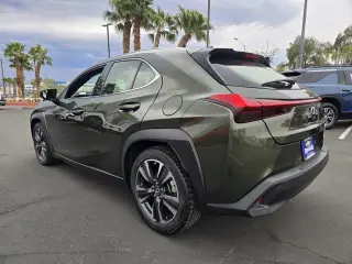 Lexus UX 200 2019 4dr Crossover