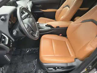 Lexus UX 200 2019 4dr Crossover