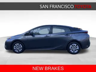 2016 Toyota Prius Four