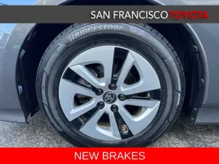 2016 Toyota Prius Four