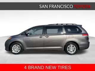 2013 Toyota Sienna XLE 8 Passenger
