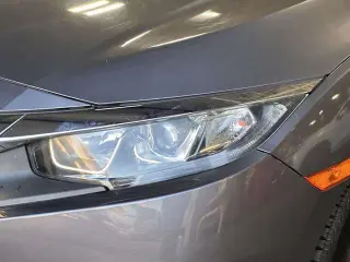 Honda Civic 2018 LX 4dr Sedan CVT
