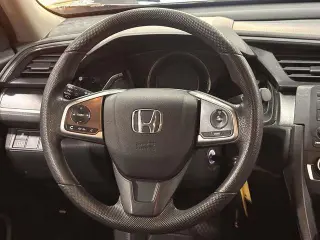 Honda Civic 2018 LX 4dr Sedan CVT