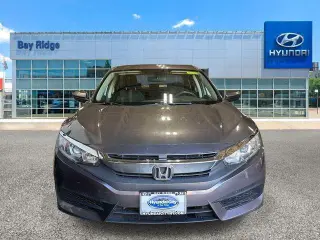 Honda Civic 2018 LX 4dr Sedan CVT