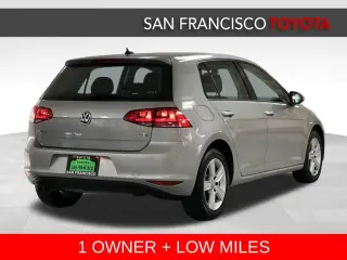 2017 Volkswagen Golf Wolfsburg