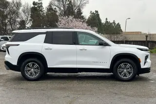 Chevrolet Traverse 2024 4X4 LT 4dr SUV