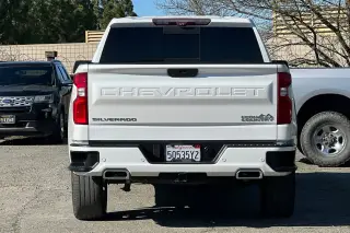 Chevrolet Silverado 1500 2020 4x4 High Country 4dr Crew Cab 5.8 ft. SB