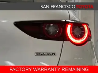 2022  Mazda3 Select