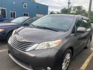 2013 Toyota Sienna