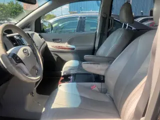 2013 Toyota Sienna