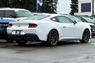 Ford Mustang 2024 EcoBoost Premium 2dr Fastback