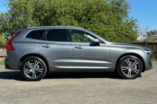 Volvo XC60 2021 AWD T6 Momentum 4dr SUV