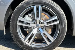 Volvo XC60 2021 AWD T6 Momentum 4dr SUV