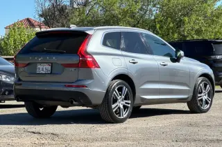 Volvo XC60 2021 AWD T6 Momentum 4dr SUV