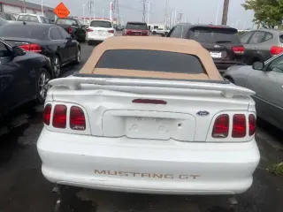 1998 Ford Mustang GT