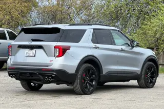 Ford Explorer 2022 AWD ST 4dr SUV