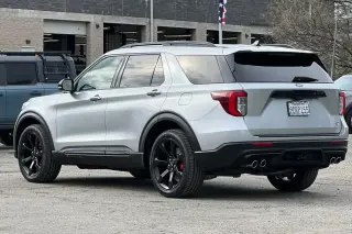 Ford Explorer 2022 AWD ST 4dr SUV